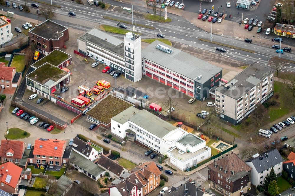 Herne from above - Grounds of the fire depot on Sodinger Strasse overlooking the Familienzentrum Mitte - Kita Breddestrasse in Herne in the state North Rhine-Westphalia, Germany