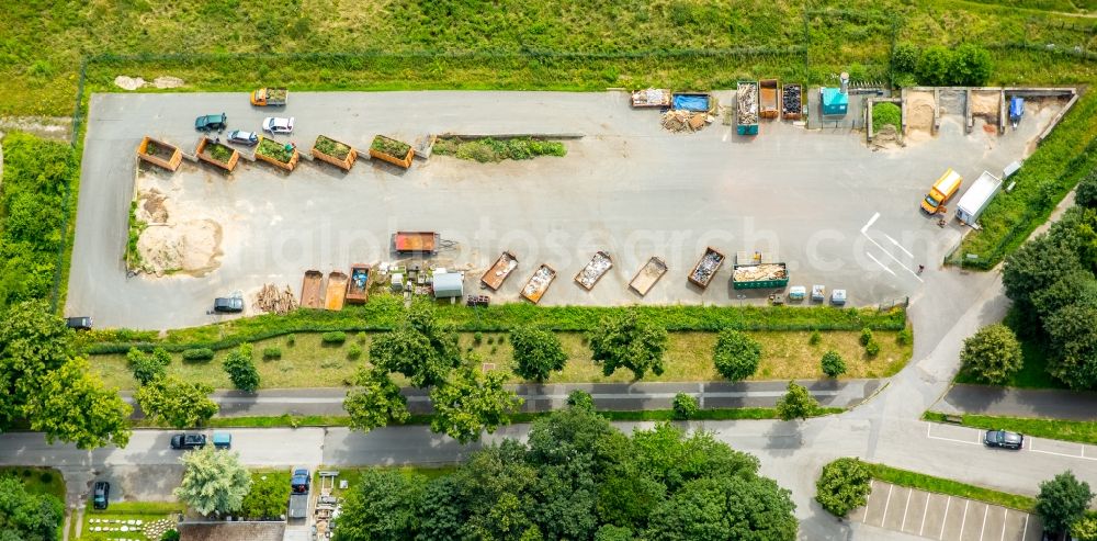 Aerial image Heiligenhaus - Site of the depot of the municipal cemetery at the cemetery road in Heiligenhaus in North Rhine-Westphalia