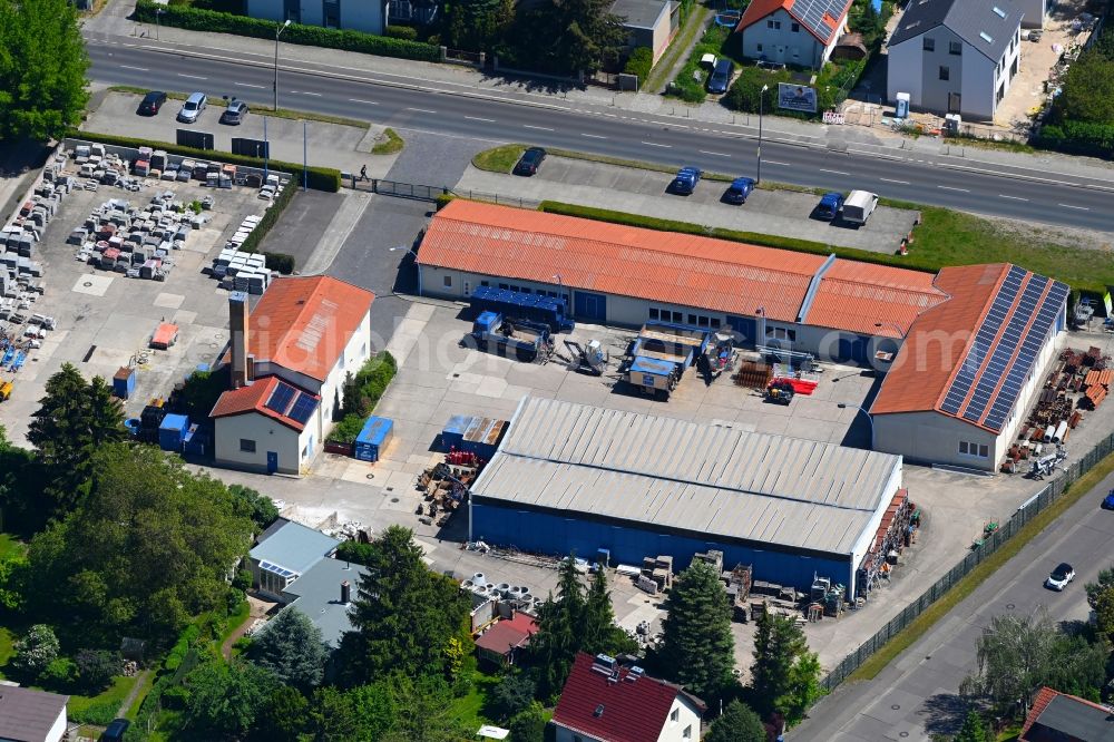 Aerial photograph Berlin - Site of the depot of the der STRATIEF Strassen- and Tiefbau in the district Kaulsdorf in Berlin, Germany