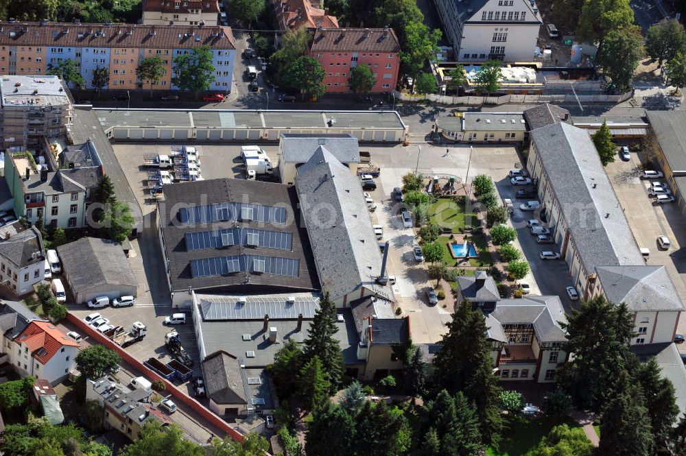 Frankfurt am Main from the bird's eye view: Betriebsstätte Frankfurt-Bornheim der FES Frankfurter Entsorgungs- und Service GmbH an der Weidenbornstraße 40 in Frankfurt am Main in Hessen. Industrial premises in Frankfurt on the Main in Hesse.