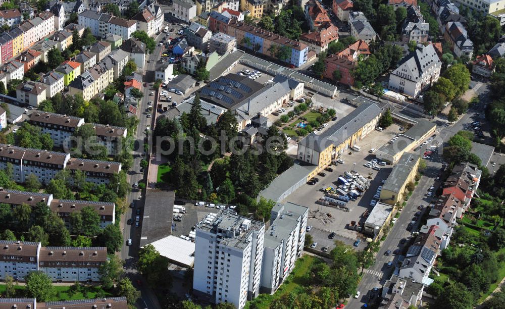 Frankfurt am Main from above - Betriebsstätte Frankfurt-Bornheim der FES Frankfurter Entsorgungs- und Service GmbH an der Weidenbornstraße 40 in Frankfurt am Main in Hessen. Industrial premises in Frankfurt on the Main in Hesse.