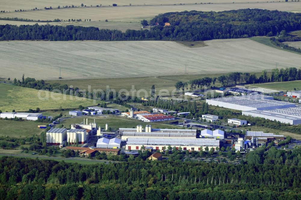 Wernigerode from above - Building and production halls on the premises of the brewery Hasseroeder Brauerei GmbH on Auerhahnring in Wernigerode in the state Saxony-Anhalt, Germany