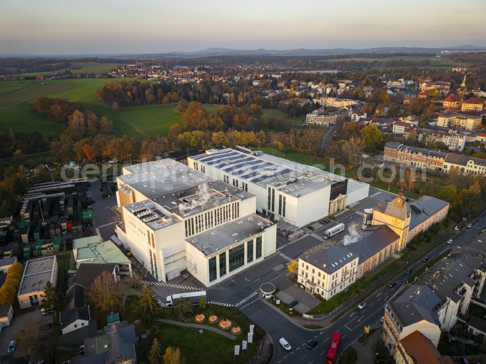 Aerial photograph Radeberg - Building and production halls on the premises of the brewery Radeberger Exportbierbrauerei on street Dresdener Strasse in Radeberg in the state Saxony, Germany