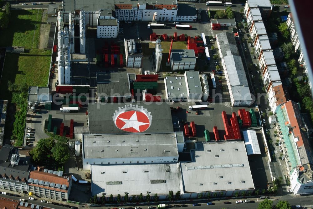 Leipzig from above - Building and production halls on the premises of the brewery Sternburg Brauerei on Muehlstrasse in Leipzig in the state Saxony