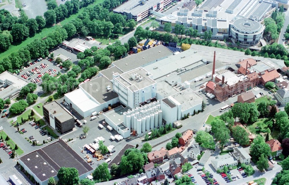 Aerial image Bayreuth - Building and production halls on the premises of the brewery on Hindenburgstrasse in Bayreuth in the state Bavaria