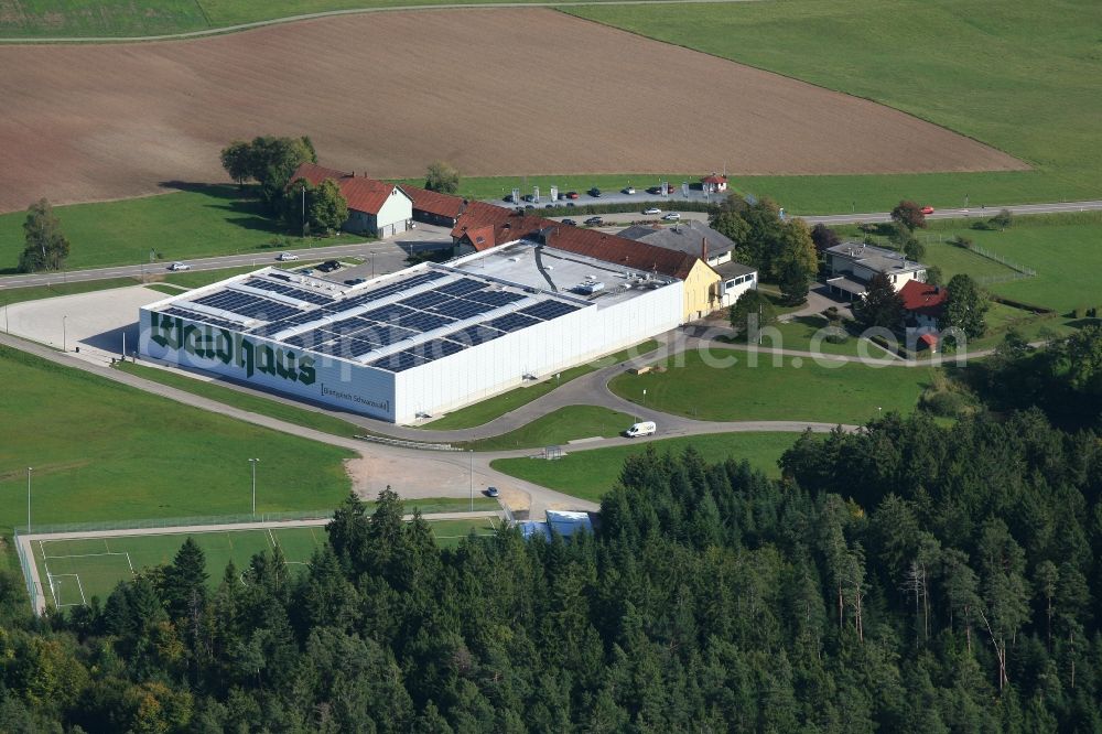 Aerial photograph Weilheim - Building and production halls on the premises of the brewery Waldhaus Brewery in Weilheim in the Black Forest in the state Baden-Wuerttemberg