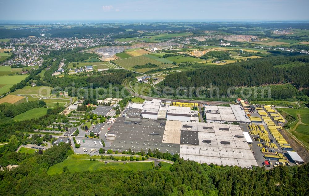 Warstein from above - Building and production halls on the premises of the brewery Warsteiner Brauerei Im Waldpark in Warstein in the state North Rhine-Westphalia