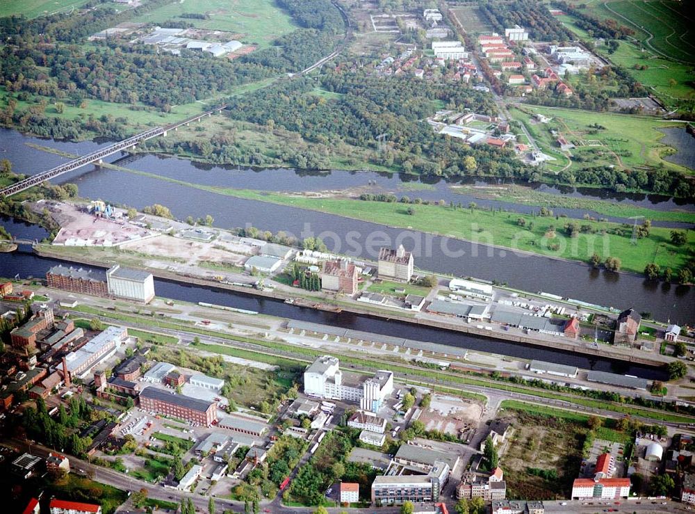 Magdeburg from the bird's eye view: Binnenhafen Magdeburg.