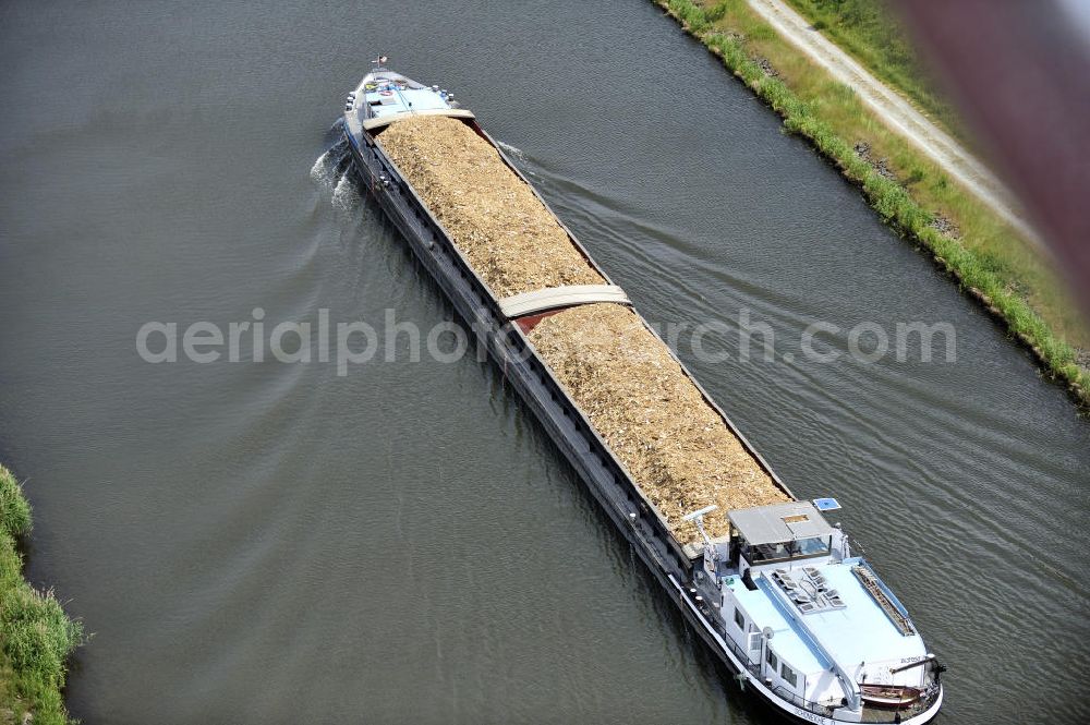 Aerial image Genthin - Blick auf ein Binnenschiff im Güterverkehr auf dem Elbe-Havel-Kanal. View of an inland freight transport on the Elbe-Havel canal.