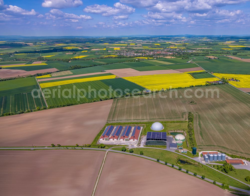 Körbecke from the bird's eye view: Biogas storage tank in biogas park Gutsverwaltung Dinkelburg - Graf von Westphalen on street Gut Dinkelburg in Koerbecke in the state North Rhine-Westphalia, Germany