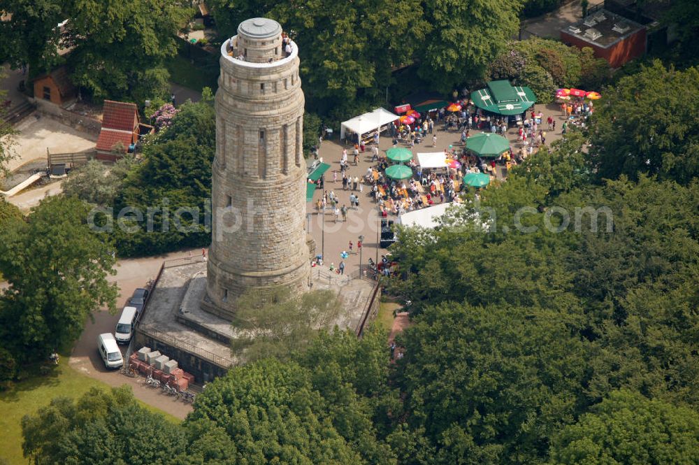 Aerial photograph Bochum - Blick auf den Bismarckturm in Bochum. Bochum Bismarck tower and Stadtpark.