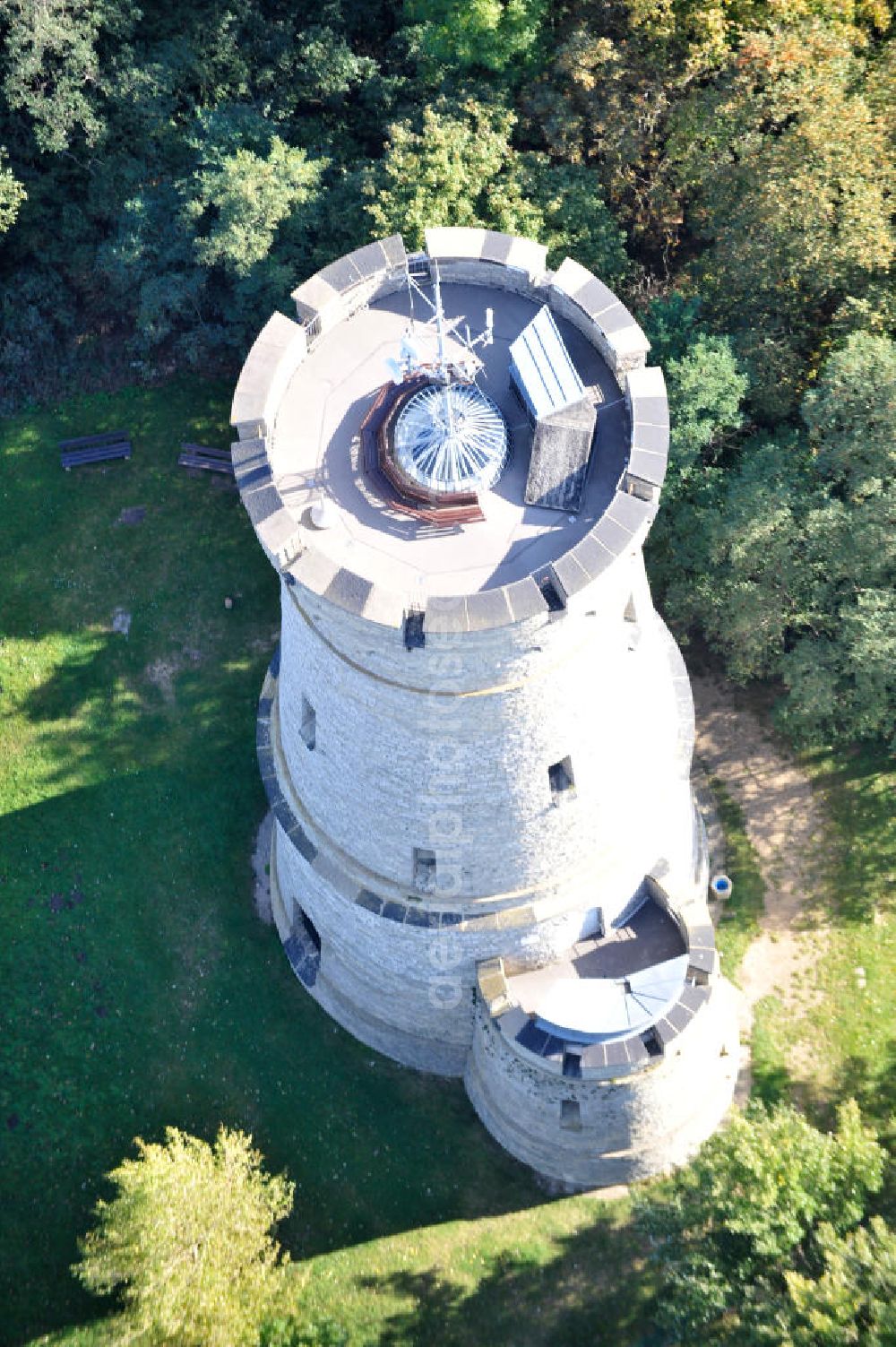 Aerial photograph Calbe - Blick auf den Bismarckturm auf dem Wartenberg bei Calbe in Sachsen-Anhalt. View the Bismarck Tower in Calbe in Saxony-Anhalt.