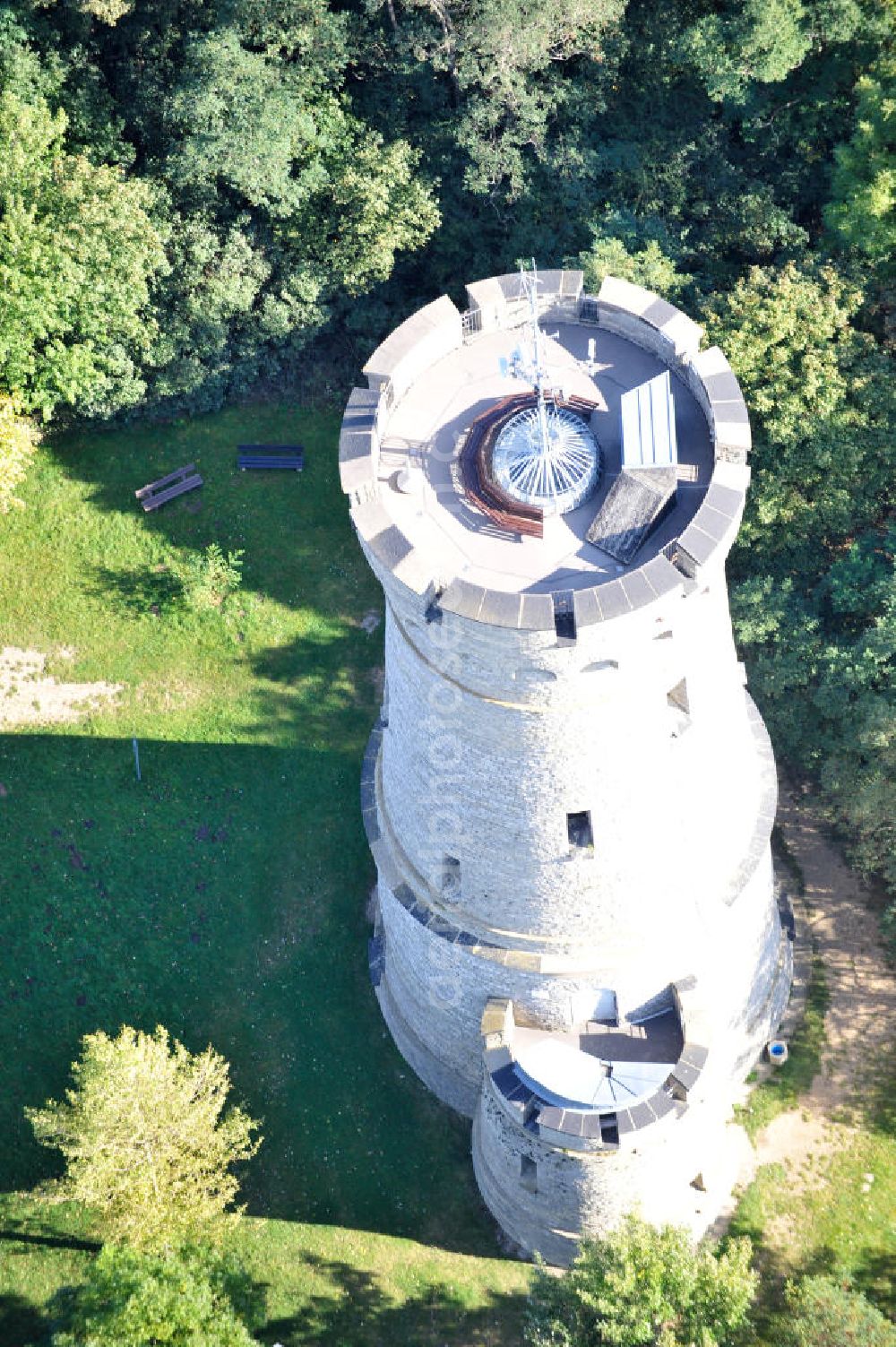 Calbe from the bird's eye view: Blick auf den Bismarckturm auf dem Wartenberg bei Calbe in Sachsen-Anhalt. View the Bismarck Tower in Calbe in Saxony-Anhalt.