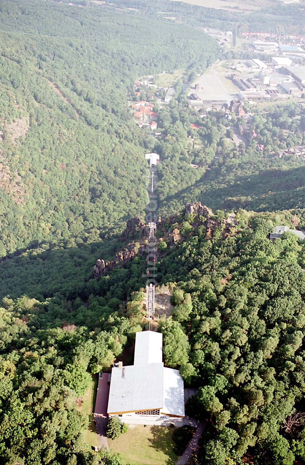 Aerial photograph Blankenburg (Harz)/ Sachsen-Anhalt - Blankenburg (Harz)/ Sachsen-Anhalt Roßtrappe im Harz mit Blick auf Seilbahn (links), die Verbindung zur Stadt Blankenburg info@thale.de