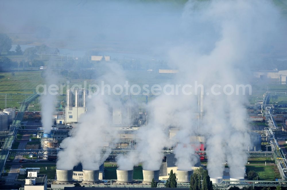 Wittenberg-Piesteritz from the bird's eye view: View of the chemical agro-park Priesteritz in Saxony-Anhalt. In 1915, there were built nitrogen plants (SKW Stickstoffwerke Priesteritz GmbH). At the construction, which has grown steadily ever since, is now, since 2005, the Chemical Industrial Park with a settlement of more than 30 companies