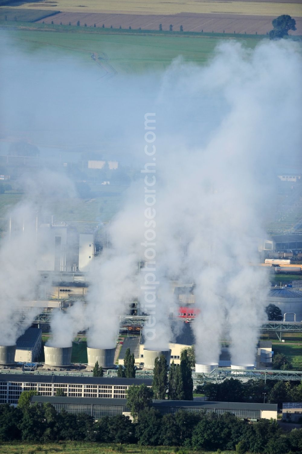 Aerial image Wittenberg-Piesteritz - View of the chemical agro-park Priesteritz in Saxony-Anhalt. In 1915, there were built nitrogen plants (SKW Stickstoffwerke Priesteritz GmbH). At the construction, which has grown steadily ever since, is now, since 2005, the Chemical Industrial Park with a settlement of more than 30 companies