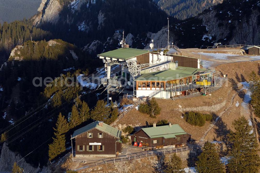 Aerial photograph Hohenschwangau - Blick auf die Alpengaststätte zwischen dem Alpeles Kopf und dem Pilgerschrofen-Gletscher am Alpenrand bei Hohenschwangau in Bayern. Das Tegelberghaus, inmitten der Allgäuer Bergwelt gelegen, lädt das ganze Jahr hindurch zur Einkehr an. Egal, ob Wan derer, Bergsteiger oder Wintersportler, das ehemals königliche Jagdhaus (erbaut im Jahre 1835 von Maximilian II, dem Vater Ludwigs II) ist auch heute noch ein beliebtes Ausflugsziel für jung und alt. http://