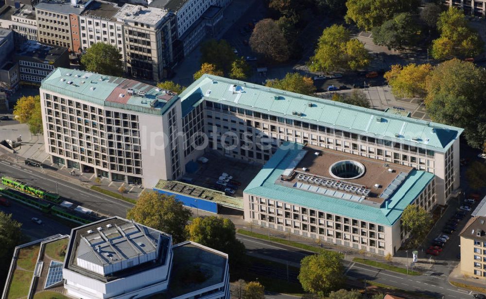 Aerial photograph Hannover - Blick auf den alten Hauptsitz der Nord LB in Hannover-Mitte. Inzwischen hat das Unternehmen seinen Hauptsitz im Friedrichswall in Hannover. Kontakt: Nord LB Norddeutsche Landesbank Girozentrale, Friedrichswall 10 30159 Hannover, Tel. +49(0)511 361 0, Fax +49(0)511 361 2502, Email: info@nordlb.de