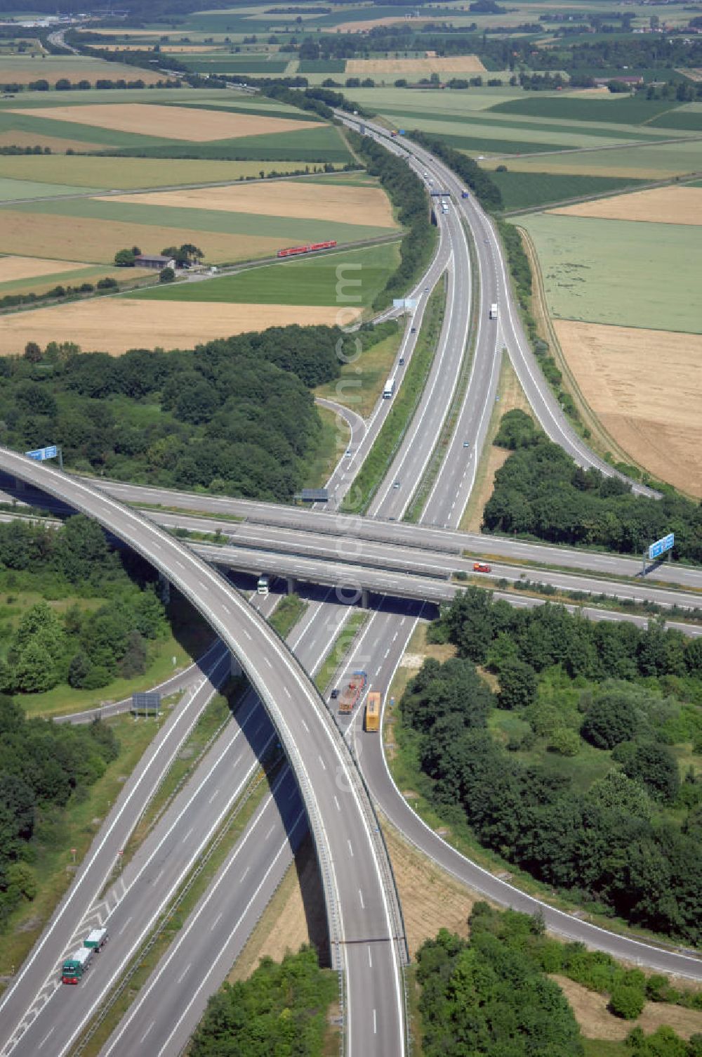 Aerial photograph Elchingen - Blick auf das Autobahnkreuz Ulm / Elchingen. Hier treffen sich die Bundesautobahnen A7 und A8.