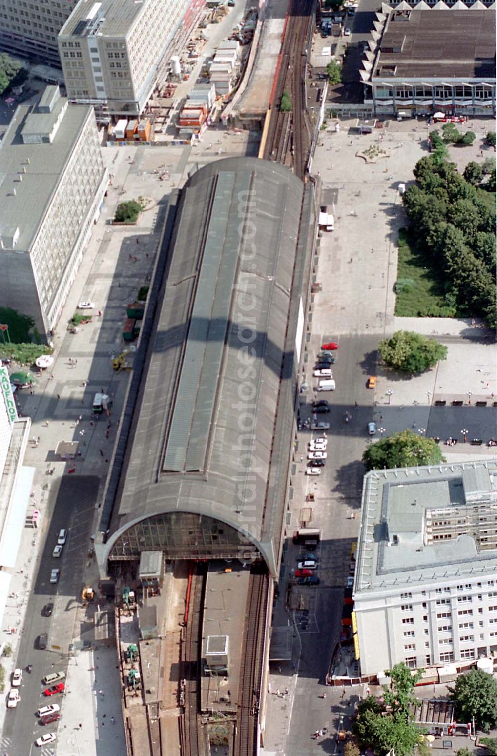 Berlin Mitte from the bird's eye view: Blick auf den S--Bahnhof Alexanderplatz