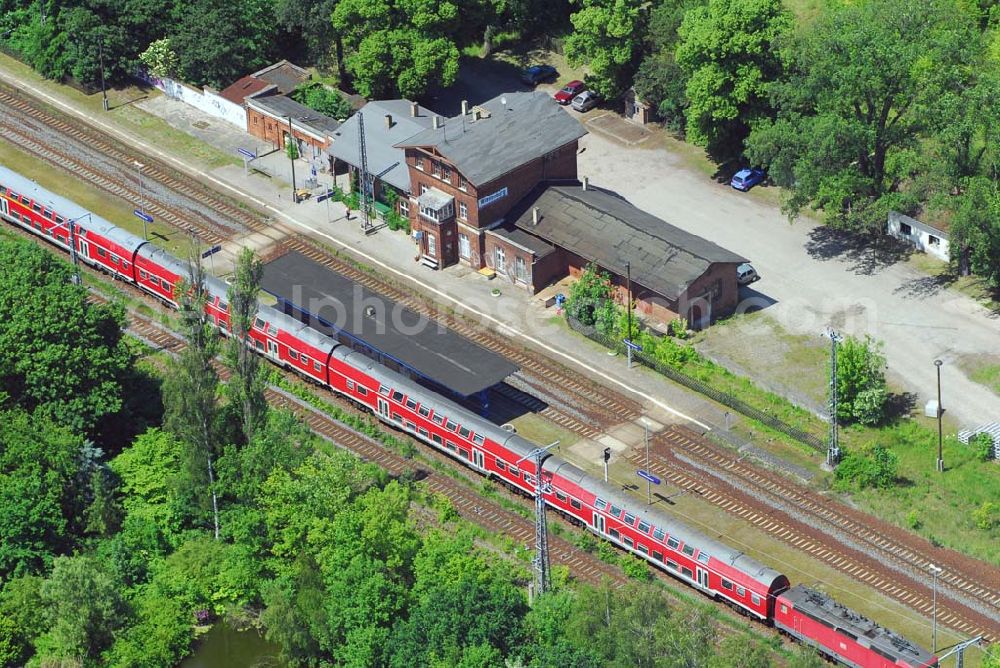 Aerial photograph Wiesenburg/Mark - ; Blick auf den Bahnhof von Wiesenburg/Mark; PLZ:14827;