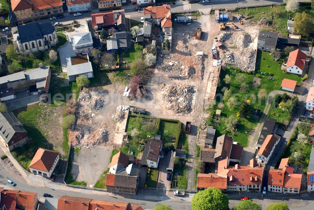 Friedrichroda (Thüringen) from the bird's eye view: Blick auf das Baugelände für ein Wohn- und Geschäftshaus an der August-Eckardt-Straße in Friedrichroda (Thüringen).