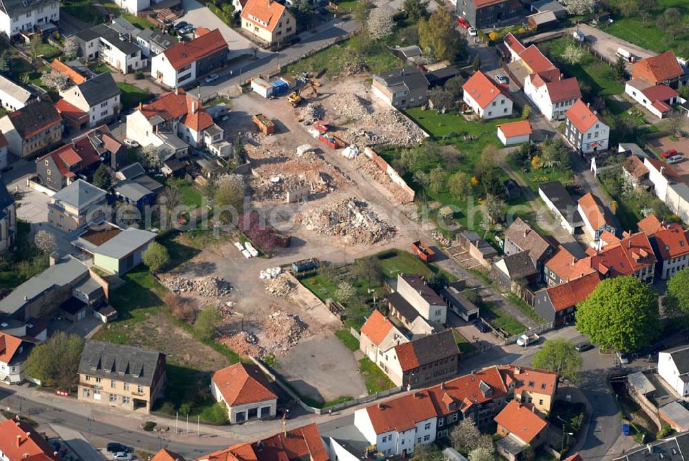 Aerial photograph Friedrichroda (Thüringen) - Blick auf das Baugelände für ein Wohn- und Geschäftshaus an der August-Eckardt-Straße in Friedrichroda (Thüringen).