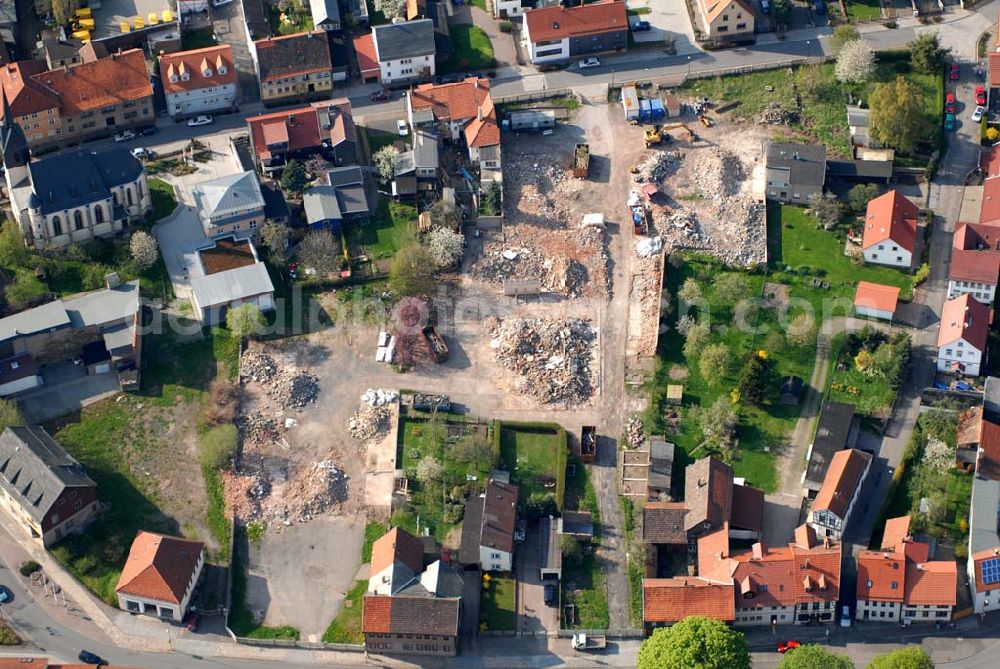 Friedrichroda (Thüringen) from above - Blick auf das Baugelände für ein Wohn- und Geschäftshaus an der August-Eckardt-Straße in Friedrichroda (Thüringen).