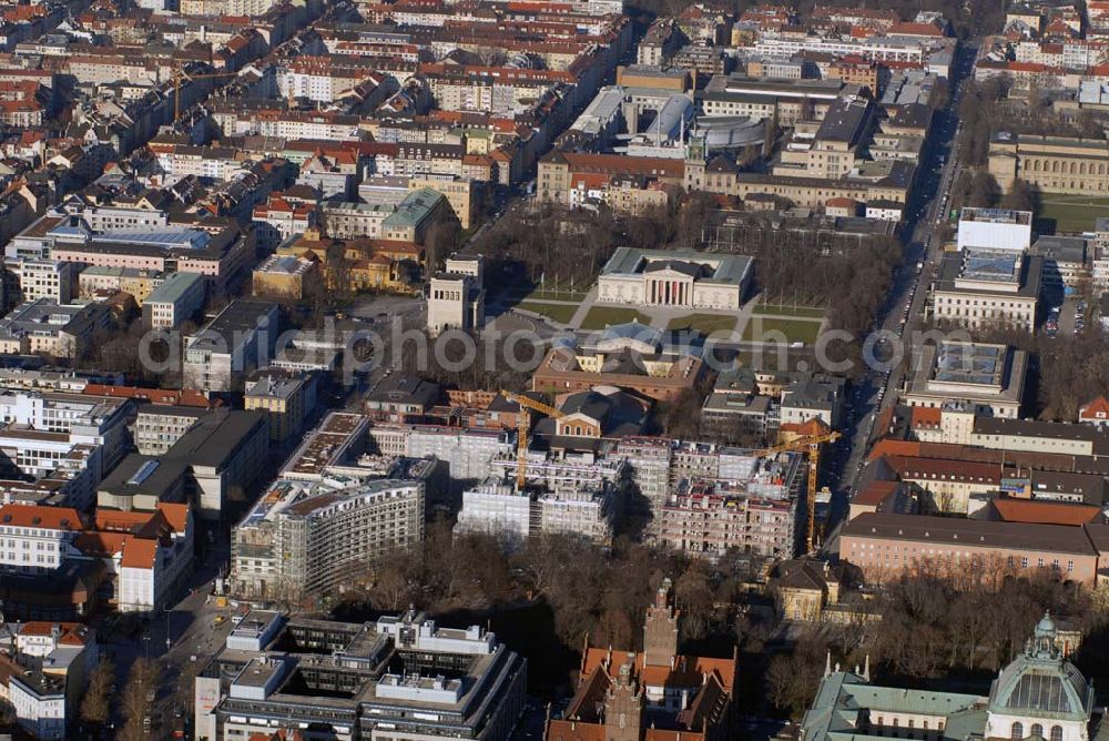 München from the bird's eye view: Blick auf die Baustelle der Lenbach Gärten, einem urbanen Wohn- und Geschäftshauskpmplex südlich Abtei und Pfarrei St. Bonifaz. Ein Projekt der FRANKONIA Eurobau AG,Hübeck 5,41334 Nettetal,Tel. 02158-91 53 30,Fax 02158-84 77,Mail: info@frankonia-nettetal.de,