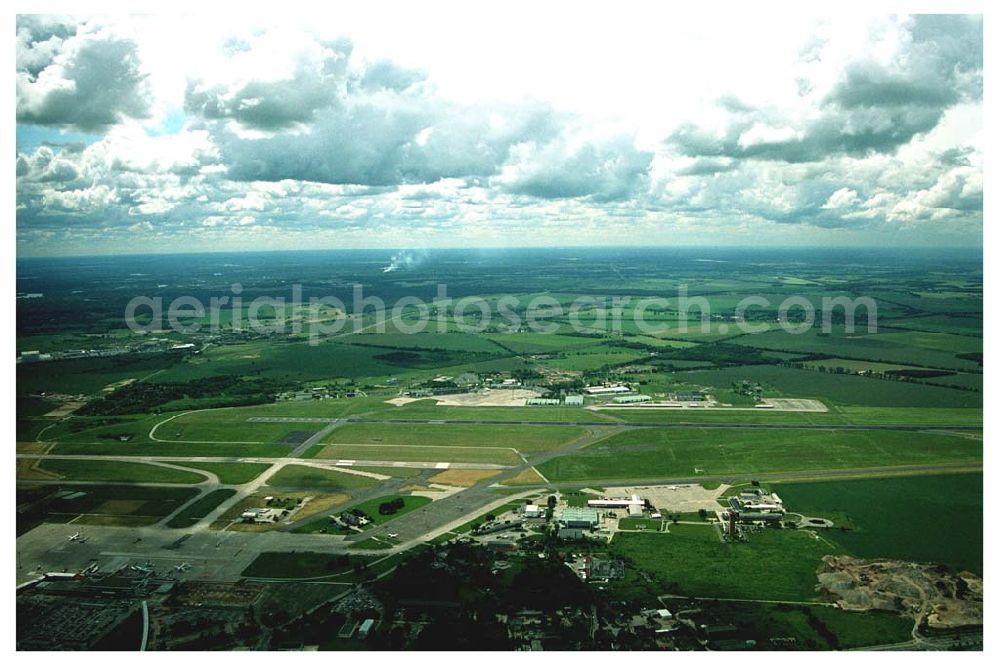 Aerial photograph Schönefeld - Blick auf den Flughafen Berlin-Schönefeld in der West-Ost-Richtung.