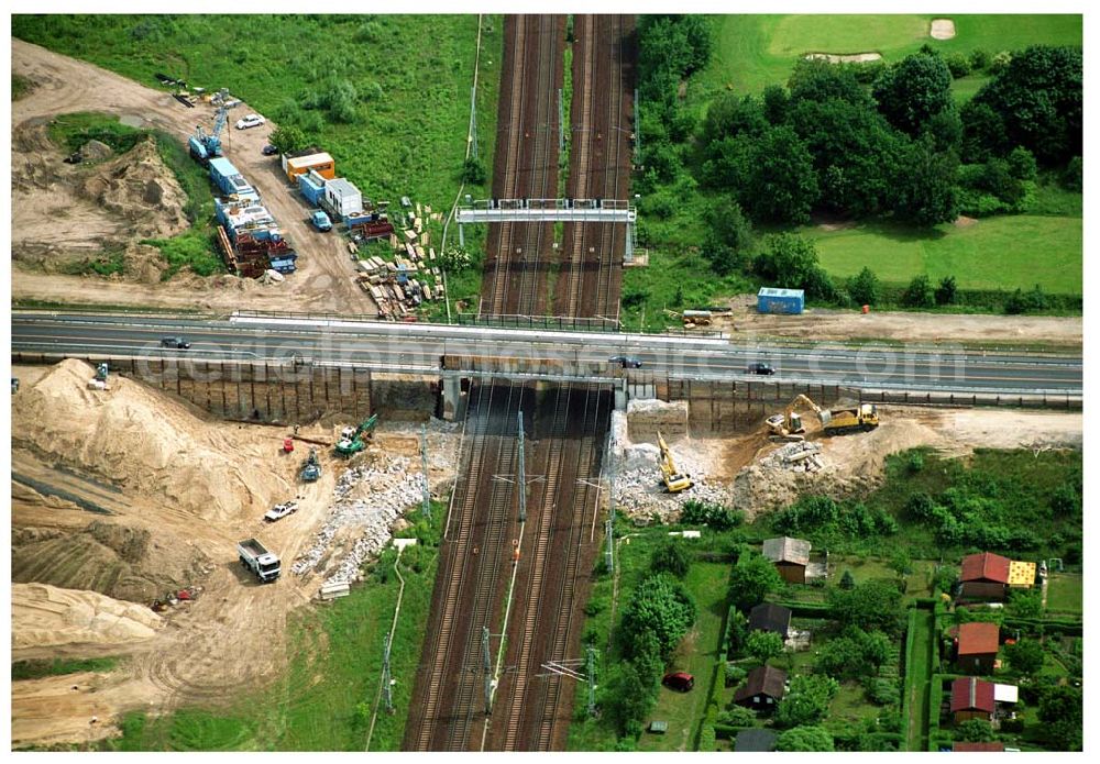 Aerial photograph Mahlow / BRB - 08.06.2005 Blick auf die Baustelle der Schälerbau Berlin GmbH an der Ortsumfahrung Mahlow am Gewerbegebiet 08.06.2005