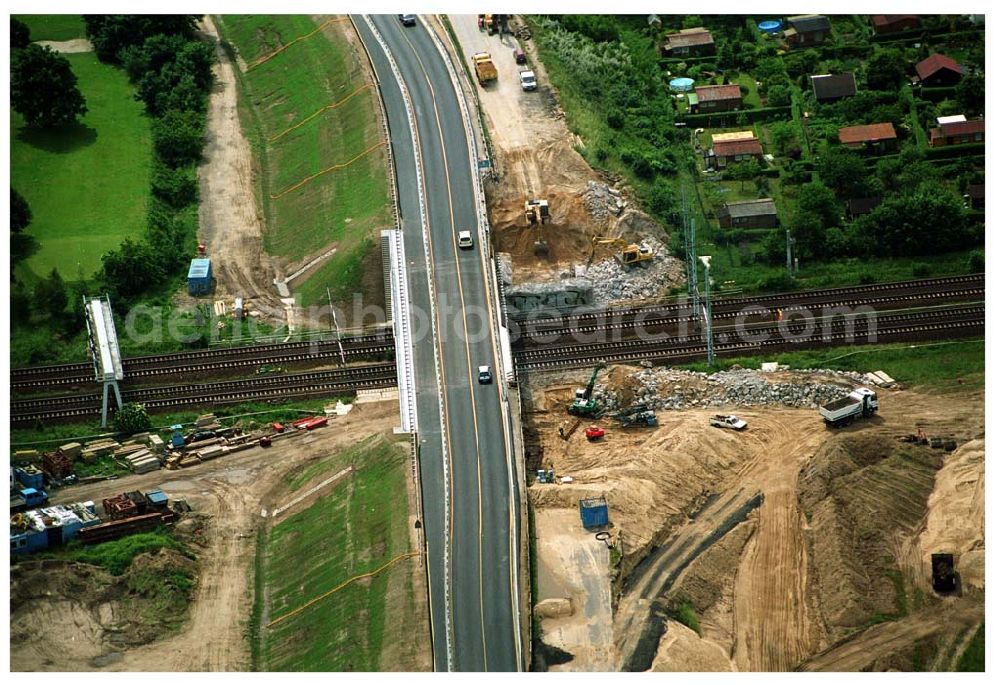 Mahlow / BRB from above - 08.06.2005 Blick auf die Baustelle der Schälerbau Berlin GmbH an der Ortsumfahrung Mahlow am Gewerbegebiet 08.06.2005