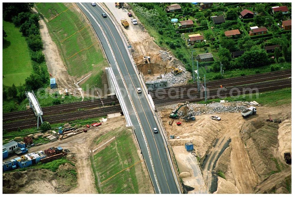 Aerial photograph Mahlow / BRB - 08.06.2005 Blick auf die Baustelle der Schälerbau Berlin GmbH an der Ortsumfahrung Mahlow am Gewerbegebiet 08.06.2005