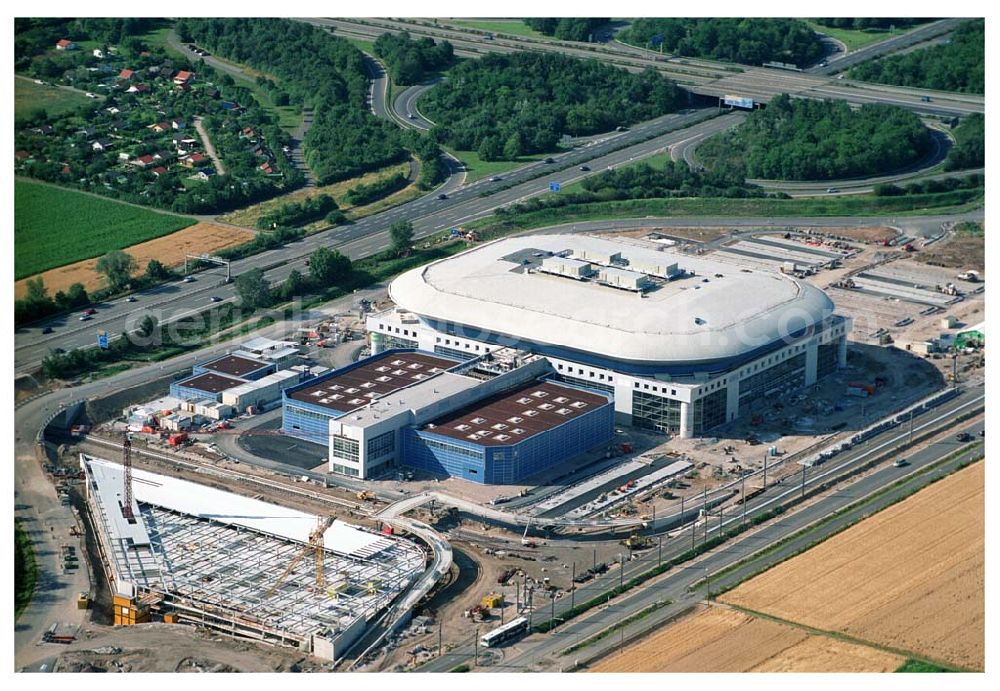 Mannheim / Baden Württemberg from above - Blick auf die Baustelle der Mannheim Arena am Flughafen Mannheim SAP ARENA Betriebsgesellschaft der Multifunktionsarena Mannheim mbH & Co. KG/Verwaltungsstelle Bergheimer Straße 89/1, 69115 Heidelberg Te.:+49 (0) 62 21 - 4 32 06 - 0, Fax.:+49 (0) 62 21 - 4 32 06 - 32 info@saparena.de Anschrift ab September 2005: Xaver-Fuhr-Straße 150, 68163 Mannheim