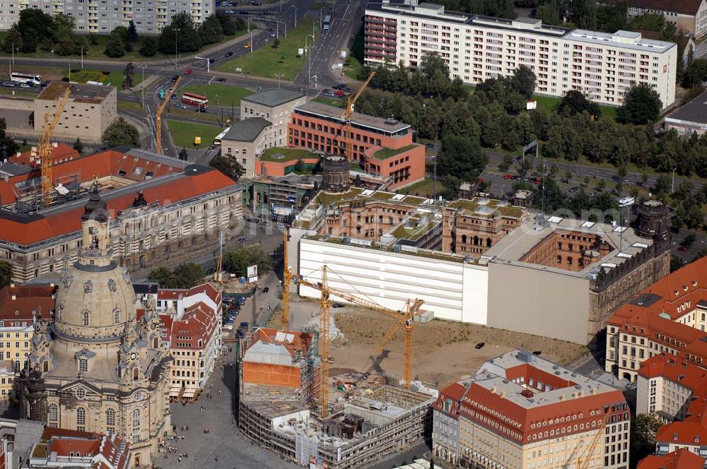 Dresden from above - Zu sehen ist die Baustelle des Quartier III am Neumarkt, die Frauenkirche, sowie das Museumsgebäude Albertinum. Im HIntergrund ist die Sankt Petersburger Straße und der Rathenauplatz zu sehen.