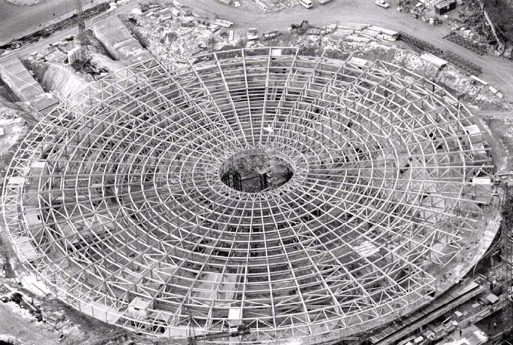 Aerial photograph Berlin - Construction site of the velodrome at the Landsberger Allee by the OSB Sportstättenbauten