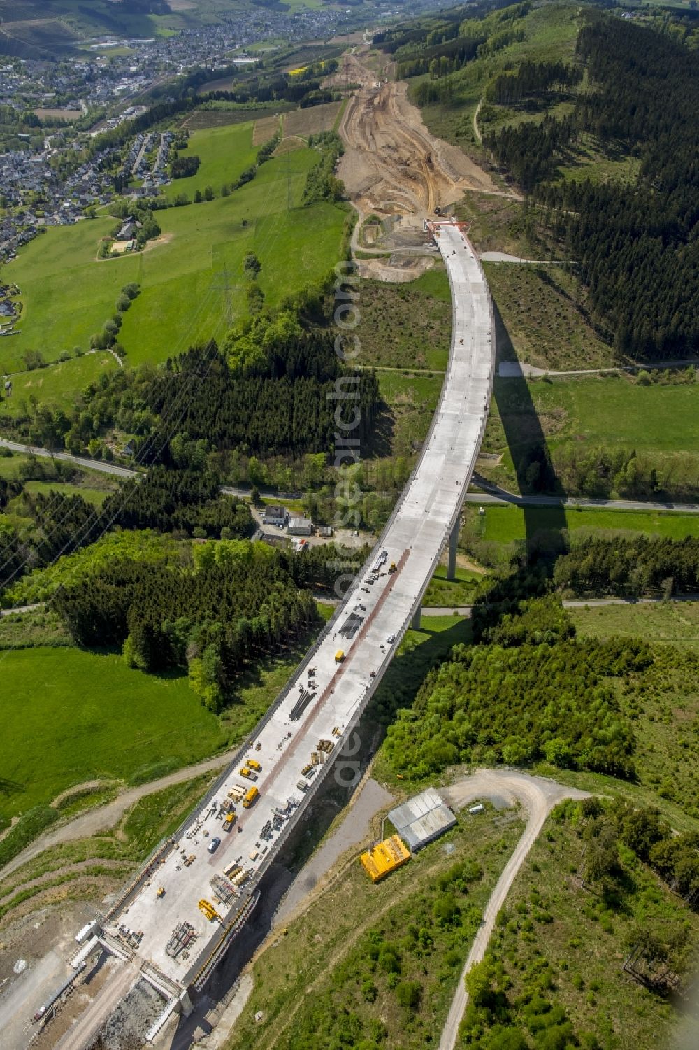 Bestwig from the bird's eye view: View on construction sites and new bridges on the highway expansion of A44 in Bestwig in North Rhine-Westphalia