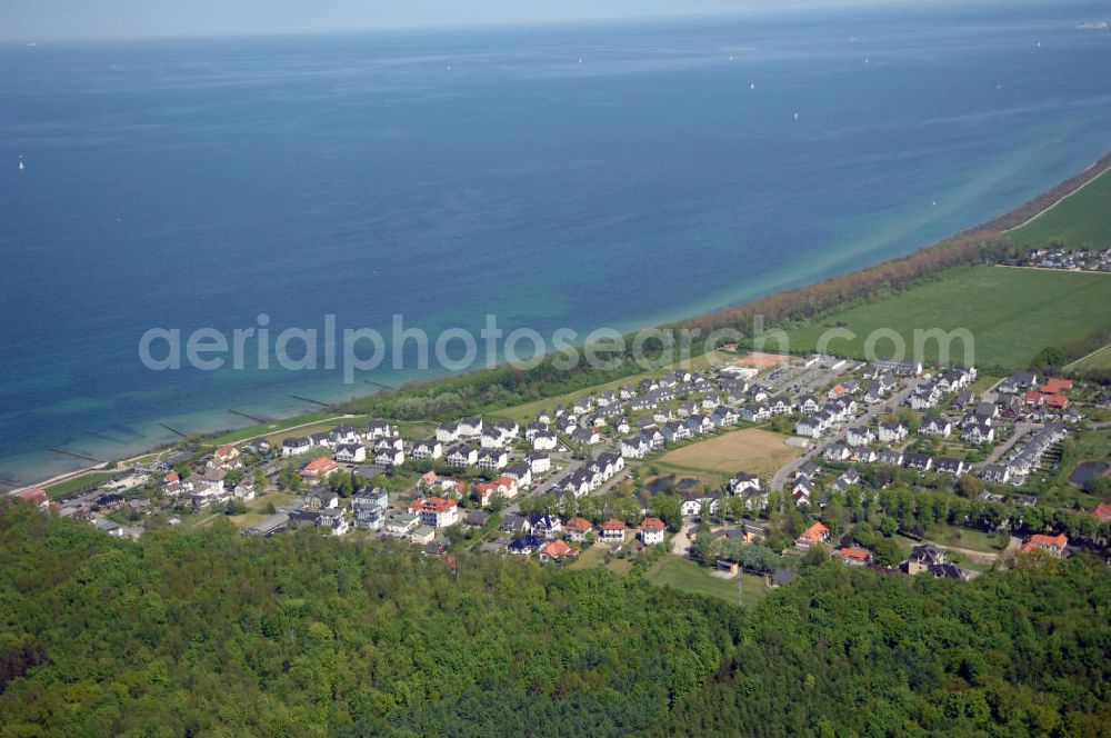 Nienhagen from above - Blick auf den Nordteil vom Kurort Nienhagen. Als Ostseebad sind hier viele Hotels, Pensionen und Ferienhäuser ansässig. Homepage: