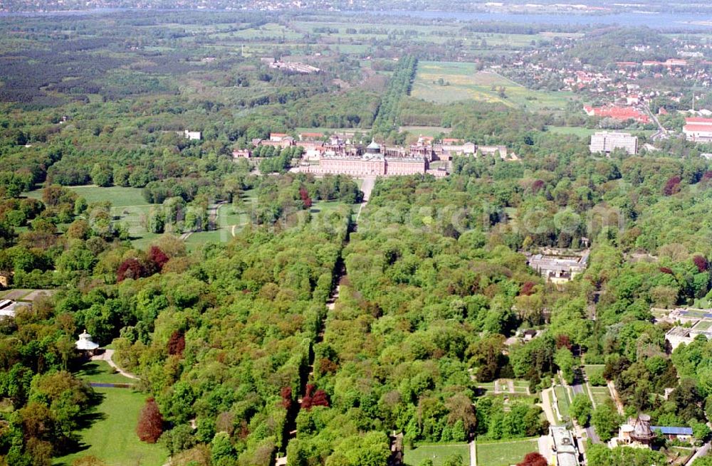 Aerial image Potsdam / Brandenburg - Blick über Potsdams Schlösserlandschaft vom Schloss Sanssouci zum Neuen Palais Datum: 05.05.03