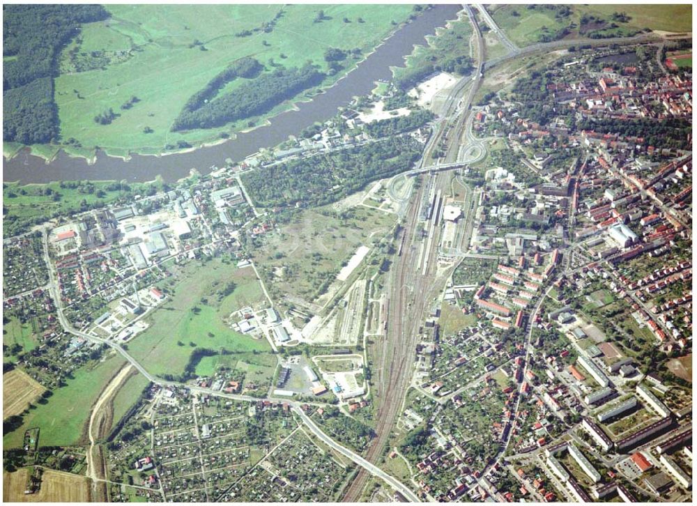 Aerial photograph Wittenberg - Bau der Ortsumgehungsstraße B2 / B 187 südöstlich in Wittenberg an der Elbe. Projektsteuerung: Schüßler-Plan Ingenieurgesellschaft für Bau- und Verkehrswegeplanung mbH.