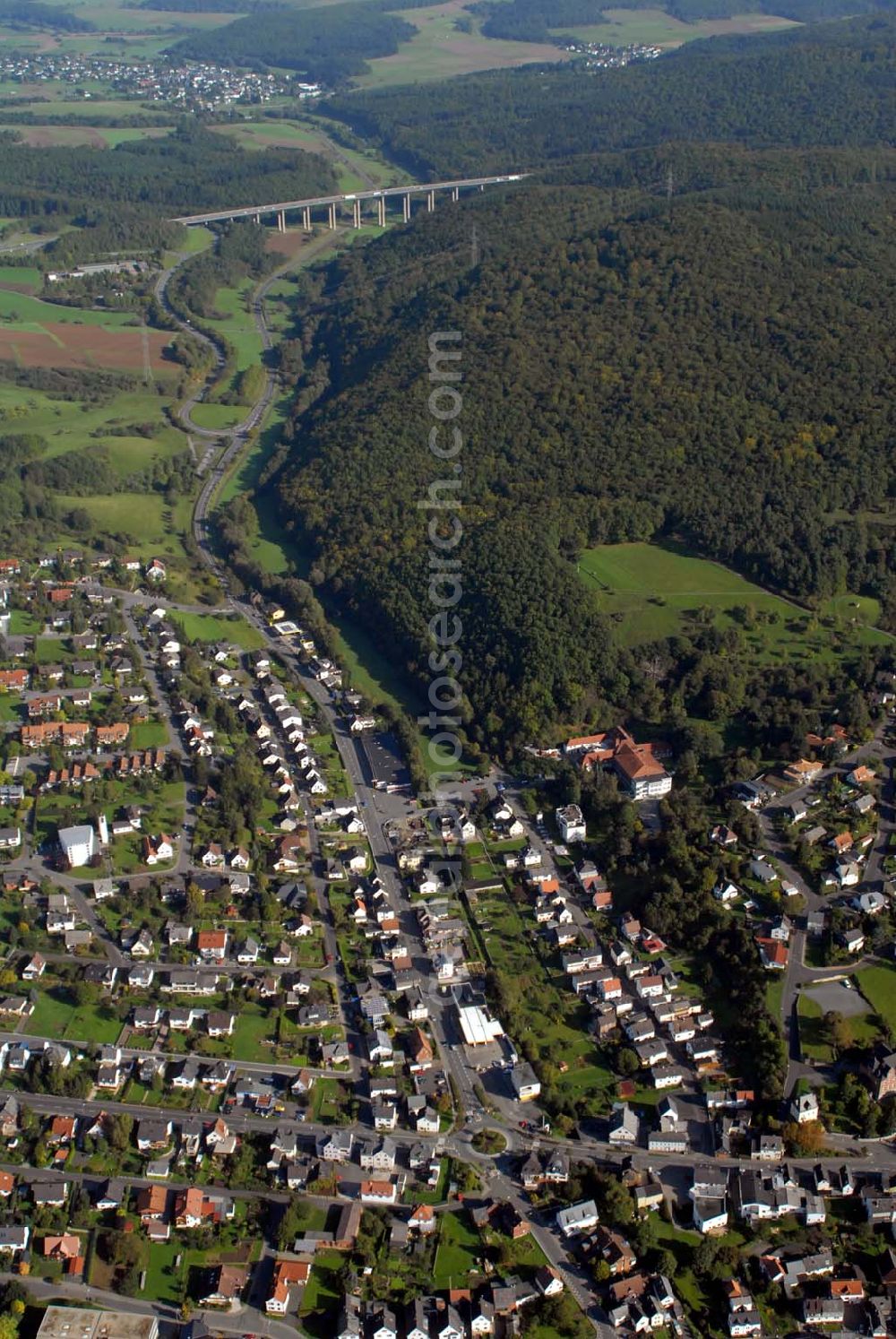 Aerial image Aßlar - Berghausen ist ein Stadtteil der Stadt Aßlar nahe Wetzlar im Lahn-Dill-Kreis in Hessen. Es liegt auf einem Ausläufer des Gebirges Westerwald sowie nahe dem Fluss Dill, der im nahen Wetzlar in die Lahn mündet