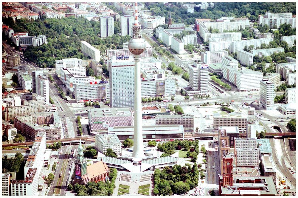 Berlin from the bird's eye view: Blick auf Berlin Mitte mit dem Berliner Fernsehturm am Alex, dem Roten Rathaus, den Rathauspassagen.