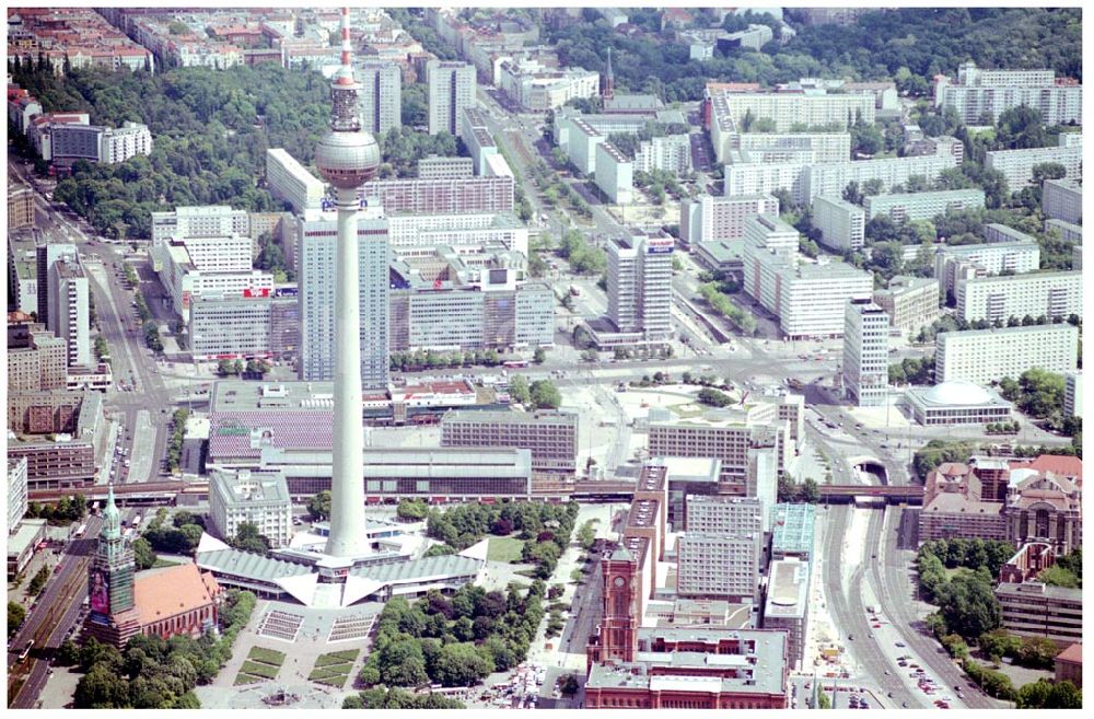 Aerial image Berlin - Blick auf Berlin Mitte mit dem Berliner Fernsehturm am Alex, dem Roten Rathaus, den Rathauspassagen.