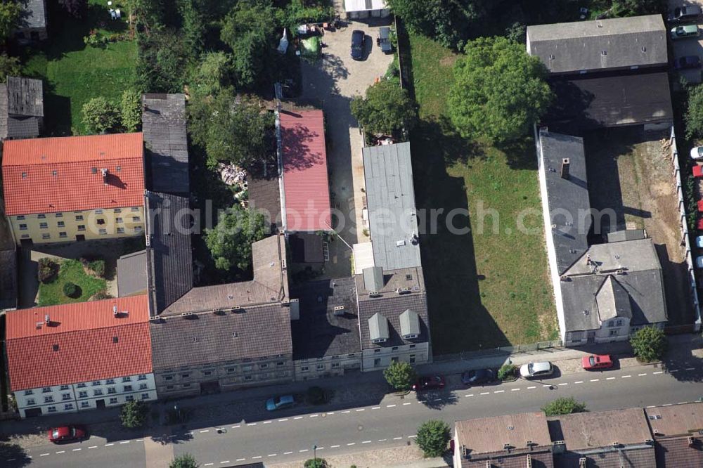 Bernau bei Berlin from above - Blick auf Wohnhäuser in der Weinbergstraße in Bernau bei Berlin in Brandenburg.