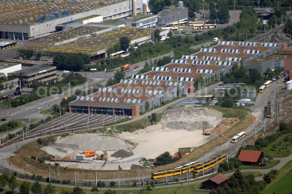 Stuttgart from the bird's eye view: Blick auf den Betriebsbahnhof in Stuttgart-Möhringen. Es entstand 1989 der Betriebshof 2 Möhringen, der 1994 erweitert wurde und in dem in diesen Tagen 60 Stadtbahnen abgestellt sind. In dem Lagerhalle befindet sich überdies die Hauptwerkstatt der SSB und eine Waschanlage. Vom Betriebshof in Möhringen folgt der Wageneinsatz der Linien U1, U3, U5, U6, U7 und U8. Zum Speicher gehören auch die Abstellanlagen Gerlingen und Waldau. Kontakt: SSB-Adressen: Stuttgarter Straßenbahnen AG, Schockenriedstraße 50, 70565 Stuttgart, Tel. +49 (0)711 7885 3333, Fax +49 (0)711 7885 7777, Email service@mail.ssb-ag.de