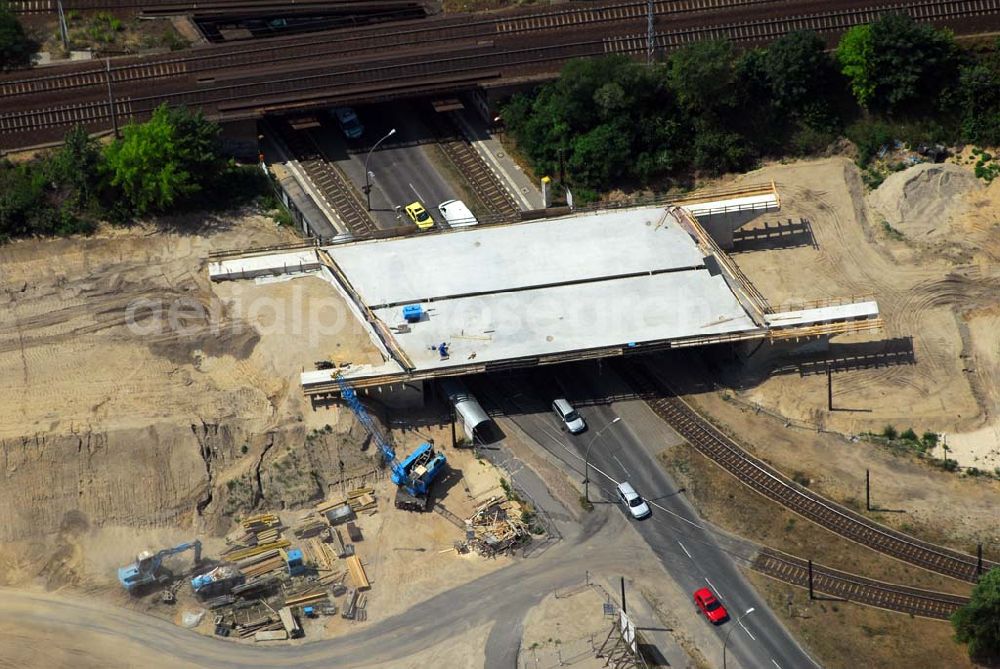 Aerial image Berlin - Blick auf eine Brückenbaustelle der Schälerbau Berlin GmbH in der Dörpfeldstraße in Berlin-Niederschöneweide