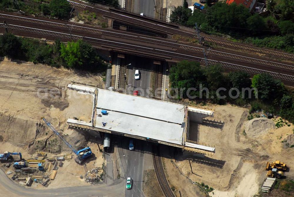 Berlin from the bird's eye view: Blick auf eine Brückenbaustelle der Schälerbau Berlin GmbH in der Dörpfeldstraße in Berlin-Niederschöneweide