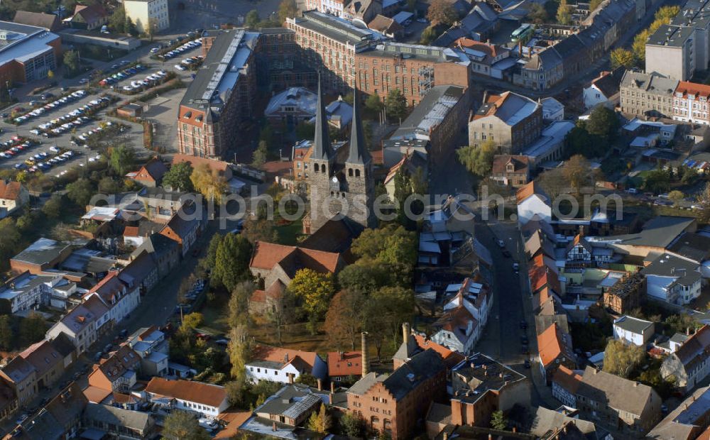 Aerial image Burg - Blick auf die Kreisstadt Burg im Jerichower Land in Sachsen-Anhalt mit der Berufsbildenen Schule Conrad Tack und der Sankt Nicolaikirche. Kontakt: Bernhard Ruth Stadtverwaltung Burg, In der Alten Kaserne 2 39288 Burg, Tel. +49(0)3921 921 202, Email: bernhard.ruth@stadt-burg.de; Kersten Schumacher Stadtverwaltung Burg, In der Alten Kaserne 2 39288 Burg, Tel. +49(0)3921 921 604, Email: kersten.schumacher@stadt-burg.de; Bürgerbüro Anett Primas, Markt 1 39288 Burg, Tel. +49(0)3921 484490, Email: burginfo@stadt-burg.de; Berufsbildene Schulen Conrad Tack des Kandkreises Jerichower Land, Magdeburger Chaussee 1 39288 Burg, Tel. +49(0)3921 9766 0, Fax +49(0)3921 9766 13, Email: schulleitung-bbs-burg@t-online.de; Kirche Sankt Nicolai, Oberstraße 42 39288 Burg; Ev. Pfarramt Sankt Nicolai, Nicolaistraße 4 39288 Burg, Tel. +49(0)3921 944430