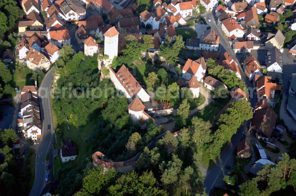 Aerial photograph Neuhaus an der Prignitz - Blick auf Burg Veldenstein, eine gut erhaltene mittelalterliche Wehranlage, welche heute als Hotel-Restaurant genutz wird. Kontakt: Hotel Burg Veldenstein, 91284 Neuhaus / Pegnitz, Tel. 09156 633 634, Fax 09156 1749, E-Mail hotel.burg.veldenstein@onlinehome.de,