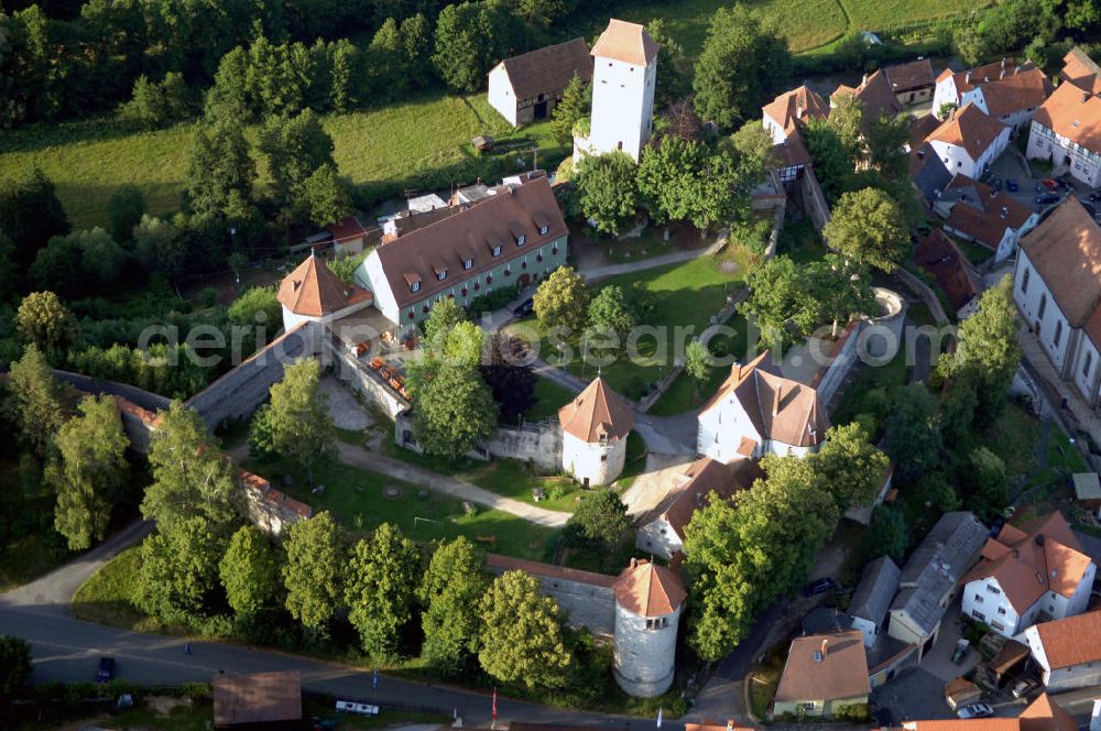 Aerial image Neuhaus an der Prignitz - Blick auf Burg Veldenstein, eine gut erhaltene mittelalterliche Wehranlage, welche heute als Hotel-Restaurant genutz wird. Kontakt: Hotel Burg Veldenstein, 91284 Neuhaus / Pegnitz, Tel. 09156 633 634, Fax 09156 1749, E-Mail hotel.burg.veldenstein@onlinehome.de,